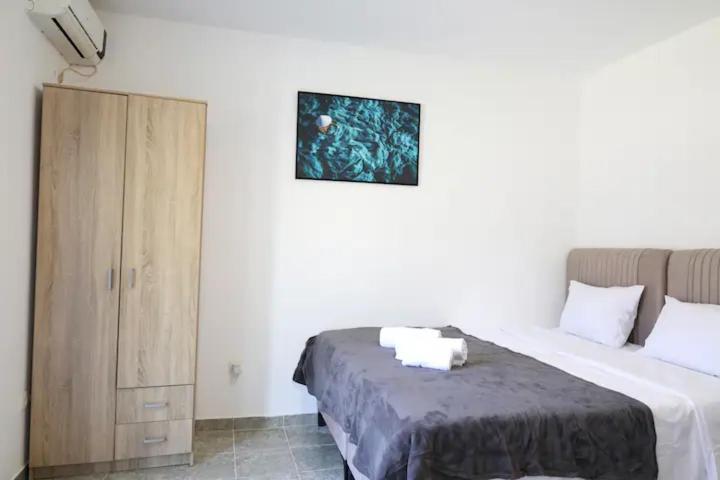 Apartments R&M 蒂瓦特 外观 照片